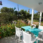 Ferienhaus Butik Mor Salkim Evleri *