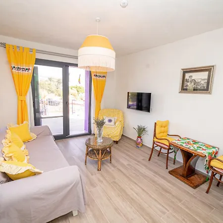 Vakantiehuis Butik Mor Salkim Evleri *