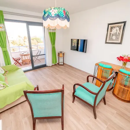 Butik Mor Salkim Evleri *