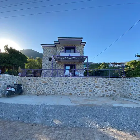 Hébergement de vacances Butik Mor Salkim Evleri Datça