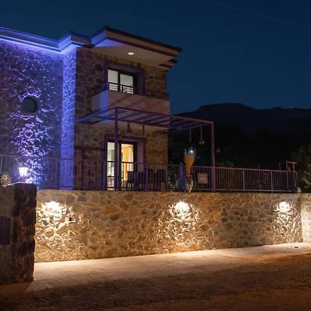 Butik Mor Salkim Evleri